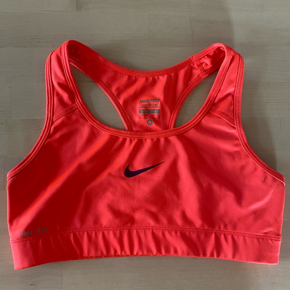 Nike Pro Dri-fit sports bra